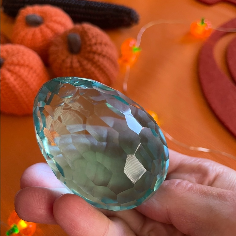 Vintage Light Blue Beveled Glass Easter Egg 🩵🥚